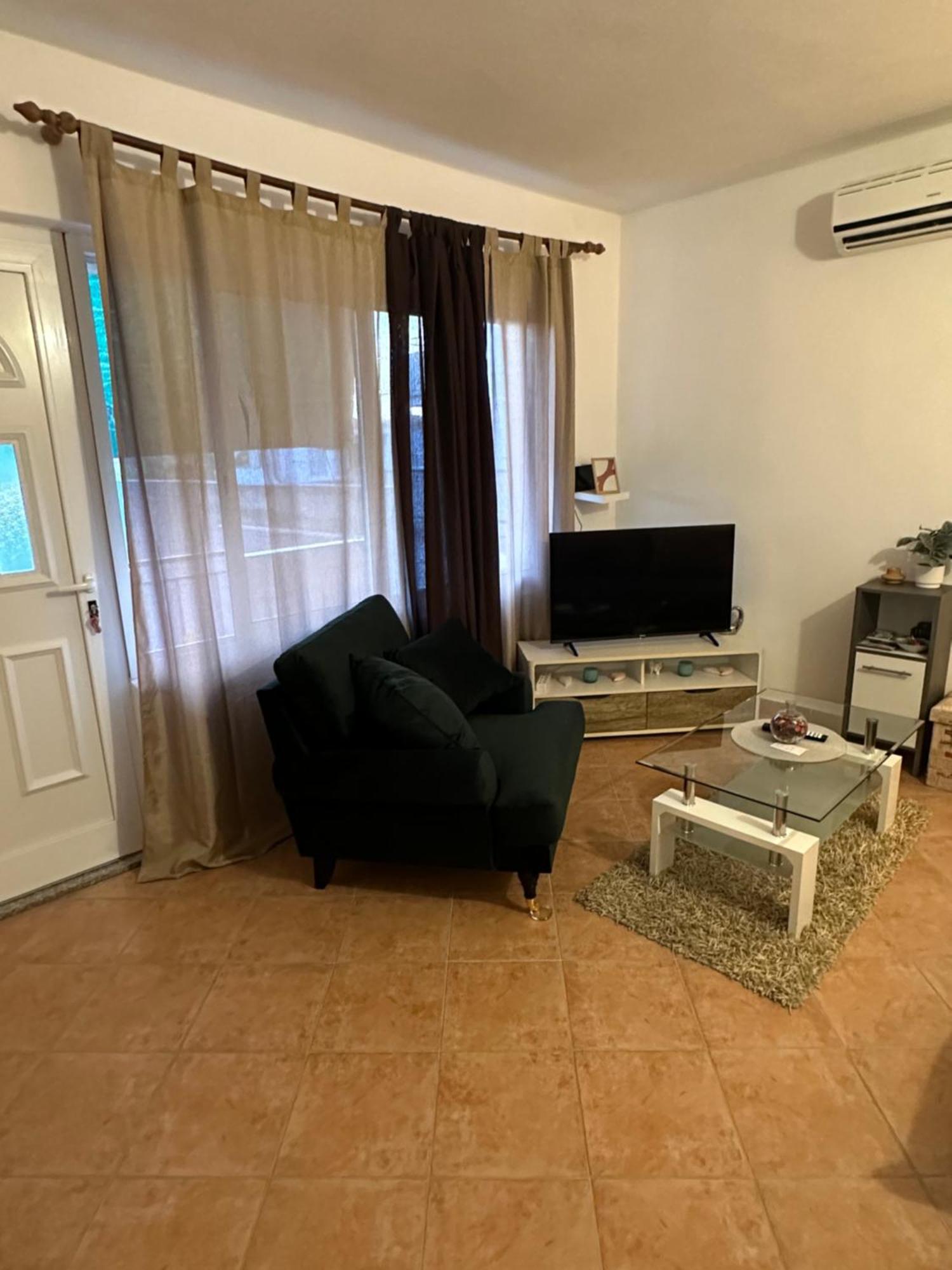 Apartments Vala Betina  Exterior photo